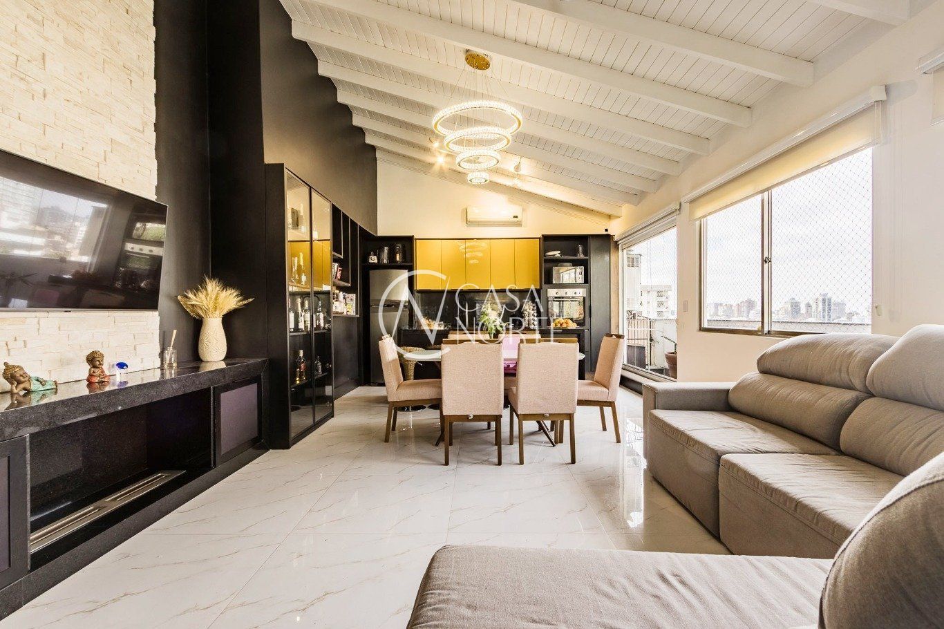 Cobertura à venda com 3 quartos, 176m², 2 suítes, 1 vaga, Rua Doutor Freire Alemão no bairro Mont Serrat em Porto Alegre