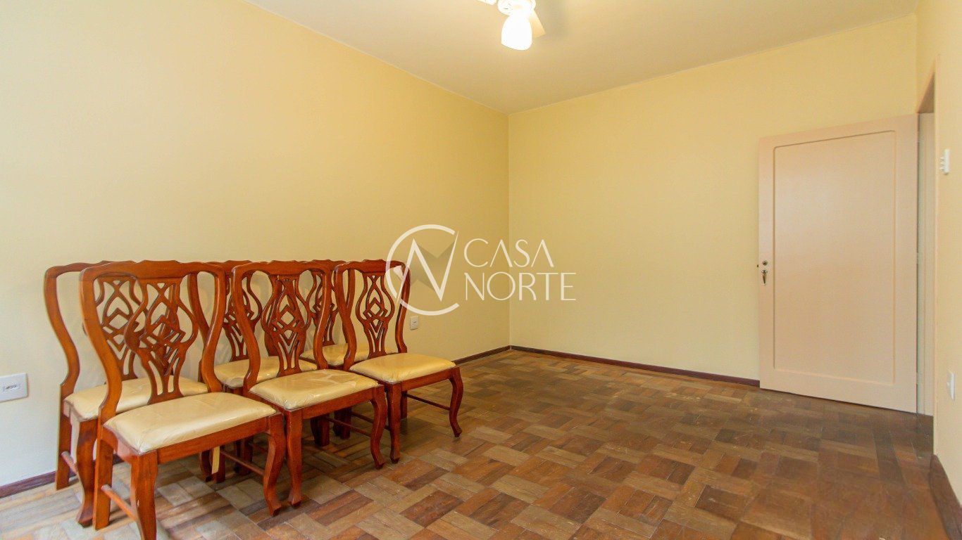 Apartamento à venda com 2 quartos, 53m², 1 suíte, Rua Santo Antônio no bairro Floresta em Porto Alegre