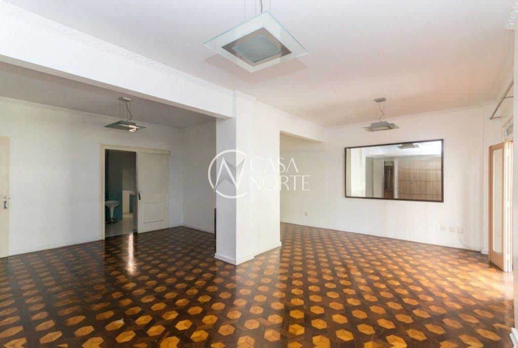 Apartamento à venda com 3 quartos, 159m², Rua Duque de Caxias no bairro Centro Histórico em Porto Alegre