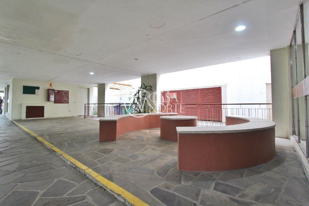 Apartamento à venda com 2 quartos, 73m², 1 vaga, Avenida Teresópolis no bairro Teresópolis em Porto Alegre