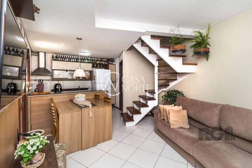 Casa de Condomínio à venda com 2 quartos, 84m², 1 suíte, 1 vaga, Rua Francisco Bortoluzzi no bairro Ipanema em Porto Alegre