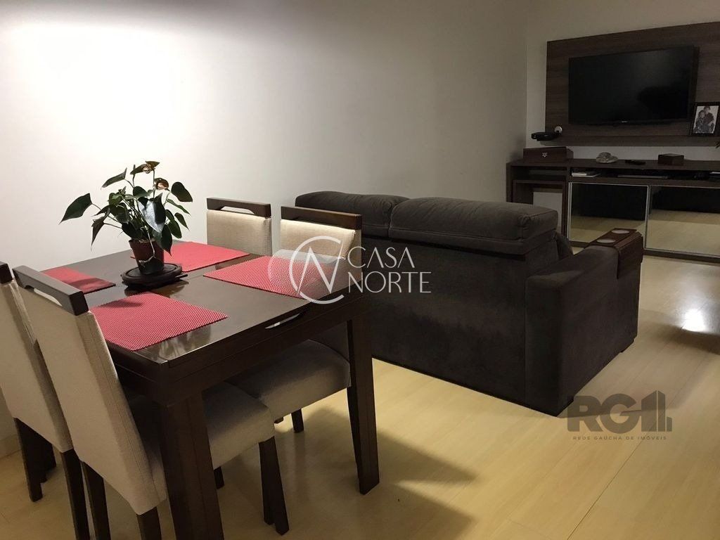 Apartamento à venda com 2 quartos, 78m², 1 suíte, 1 vaga, Rua Guilherme Alves no bairro Partenon em Porto Alegre