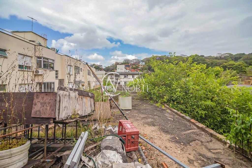 Prédio Comercial à venda , 74m², Avenida Bento Gonçalves no bairro Partenon em Porto Alegre