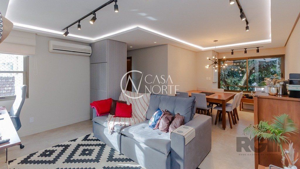 Apartamento à venda com 2 quartos, 76m², 1 suíte, 2 vagas, Rua Coronel Manoel Py no bairro São João em Porto Alegre