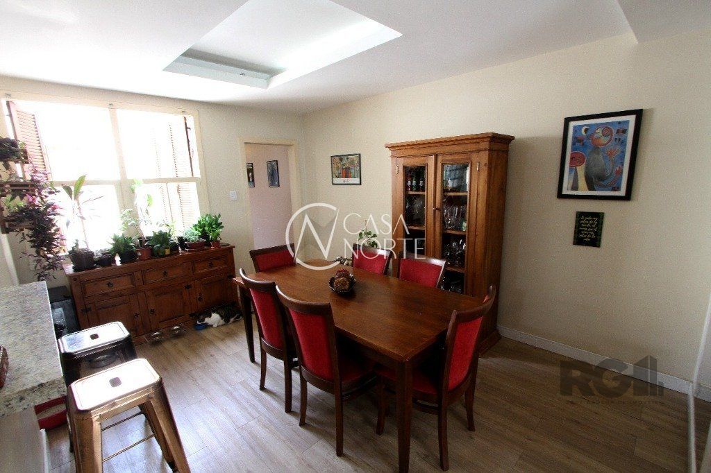 Apartamento à venda com 2 quartos, 99m², Avenida Cristóvão Colombo no bairro Floresta em Porto Alegre