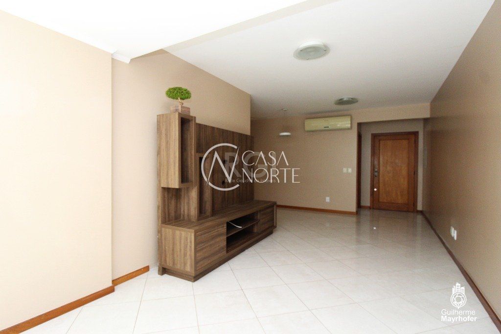 Apartamento à venda com 3 quartos, 100m², 1 suíte, 2 vagas, Rua Quintino Bocaiuva no bairro Moinhos de Vento em Porto Alegre