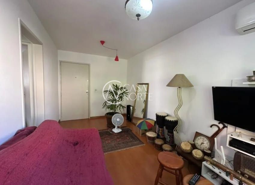 Apartamento à venda com 1 quarto, 37m², 1 vaga, Rua Sepé Tiaraju no bairro Medianeira em Porto Alegre