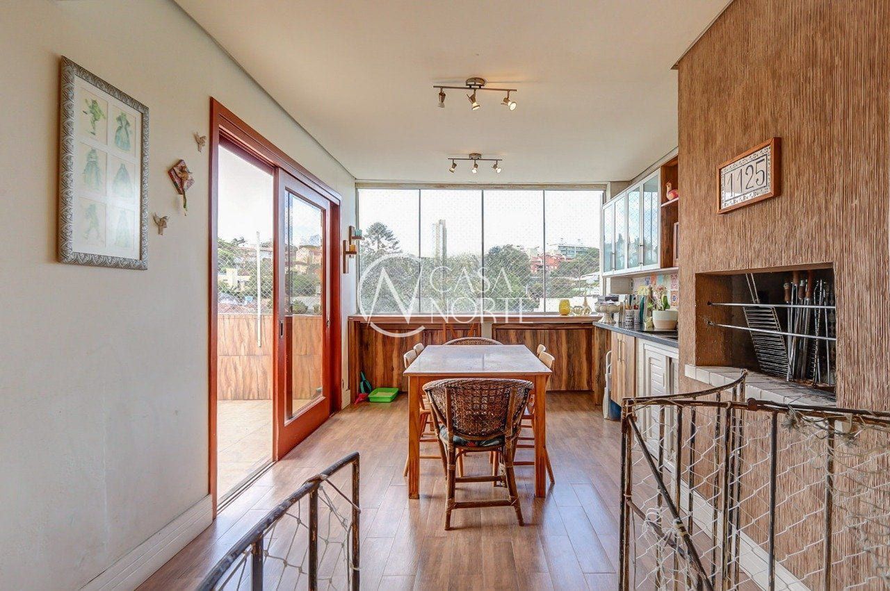 Cobertura à venda com 2 quartos, 118m², 1 vaga, Avenida Padre Cacique no bairro Praia de Belas em Porto Alegre