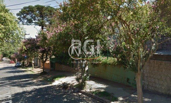 Terreno à venda  com 300m², Rua Doutor Ney Cabral no bairro Nonoai em Porto Alegre
