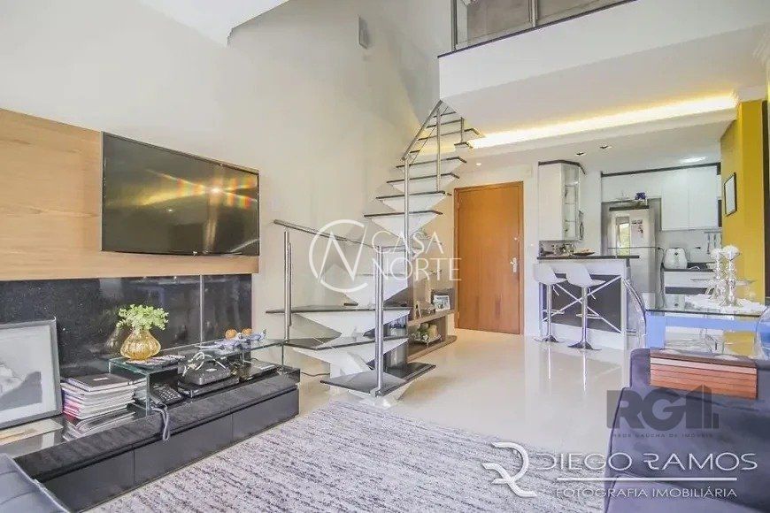 Cobertura à venda com 1 quarto, 102m², 1 vaga, Rua Dario Pederneiras no bairro Petrópolis em Porto Alegre