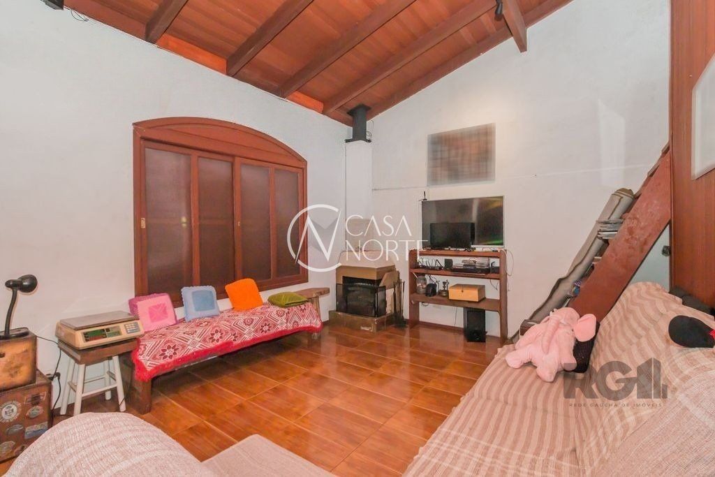 Casa à venda com 2 quartos, 191m², 2 suítes, 2 vagas, Rua Santa Isabel no bairro Bom Jesus em Porto Alegre