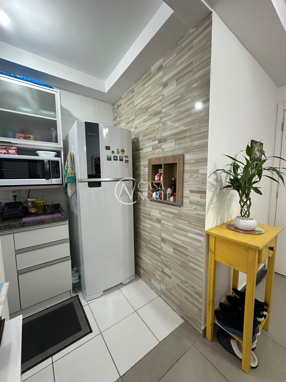 Apartamento à venda com 2 quartos, 56m², 1 suíte, 1 vaga, Avenida Bento Gonçalves no bairro Azenha em Porto Alegre