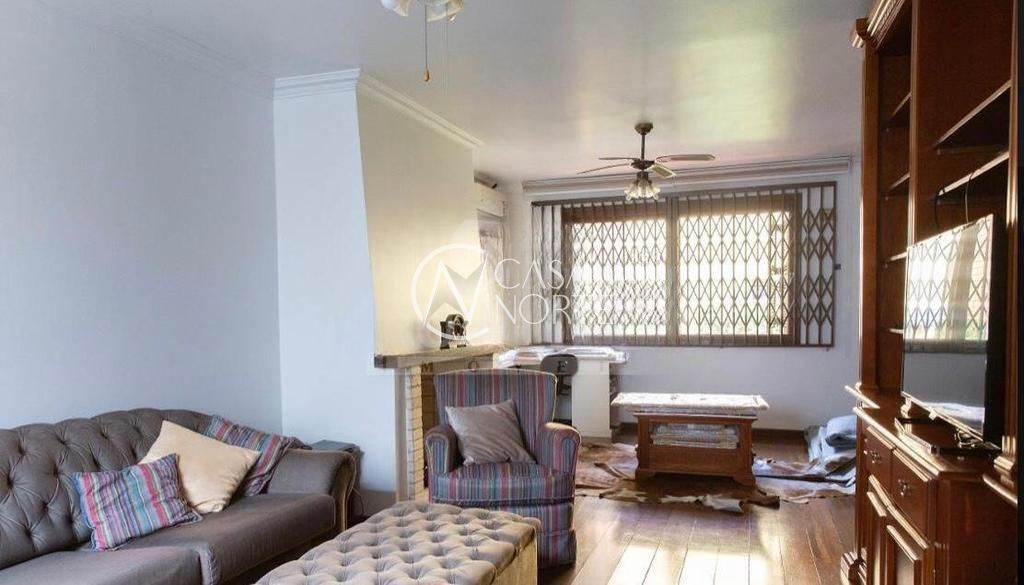 Casa à venda com 3 quartos, 308m², 3 suítes, 3 vagas, Rua Professor Abílio Azambuja no bairro Jardim do Salso em Porto Alegre