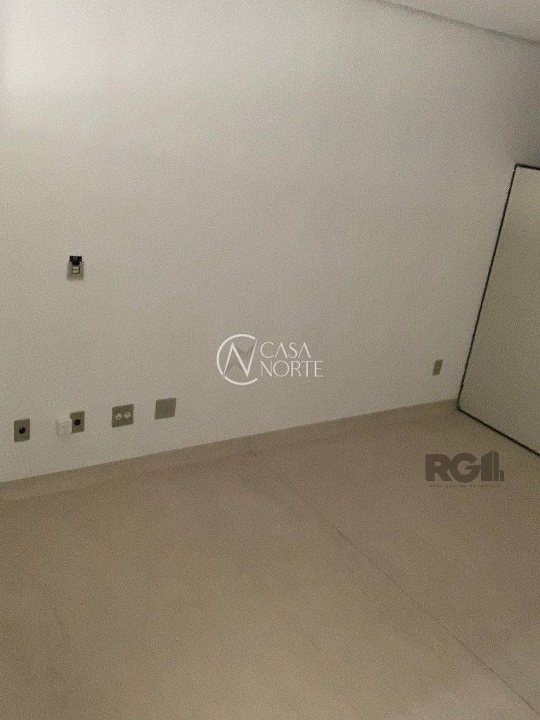 Sala Comercial à venda , 36m², Rua Visconde do Herval no bairro Menino Deus em Porto Alegre