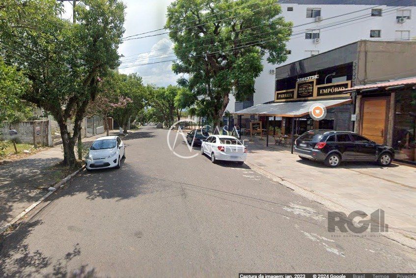 Terreno à venda  com 1089m², Rua Alberto Silva no bairro Vila Ipiranga em Porto Alegre