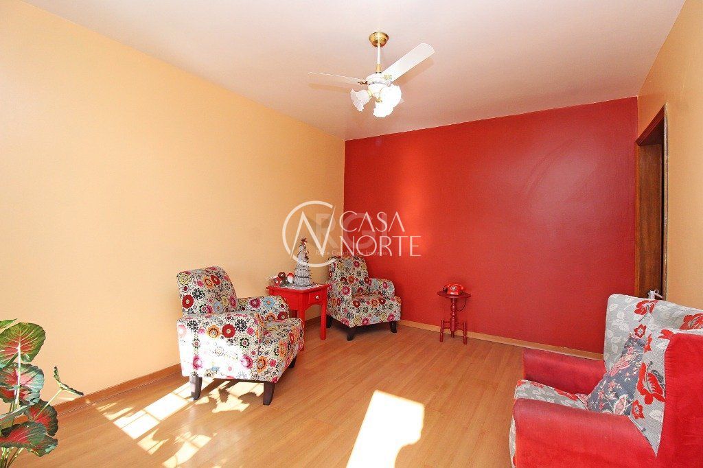 Casa à venda com 4 quartos, 280m², 1 suíte, 4 vagas, Rua Panama no bairro Bom Jesus em Porto Alegre