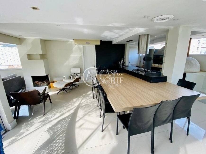 Cobertura à venda com 3 quartos, 171m², 2 vagas, Rua Portugal no bairro São João em Porto Alegre