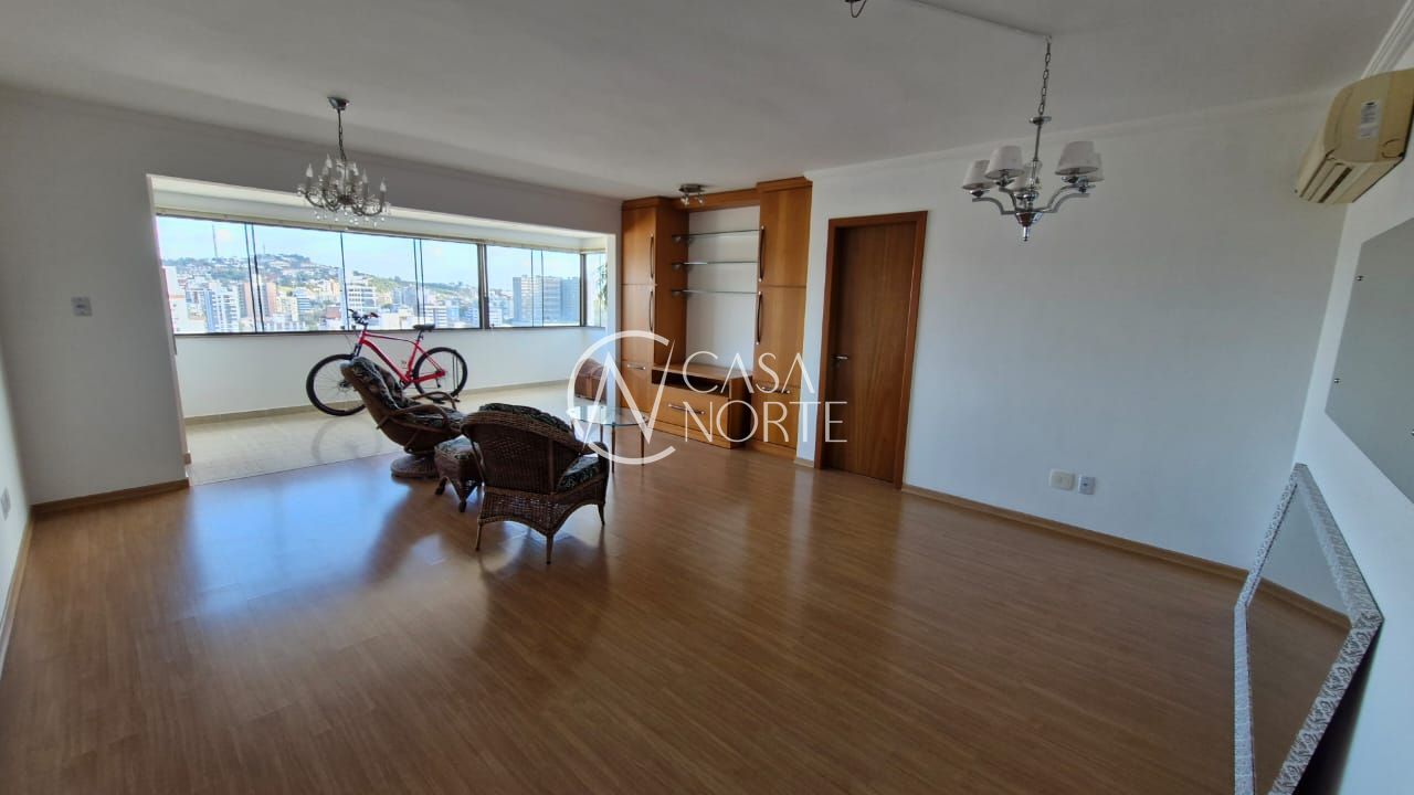 Apartamento à venda com 2 quartos, 103m², 1 suíte, 2 vagas, Rua Visconde do Herval no bairro Menino Deus em Porto Alegre