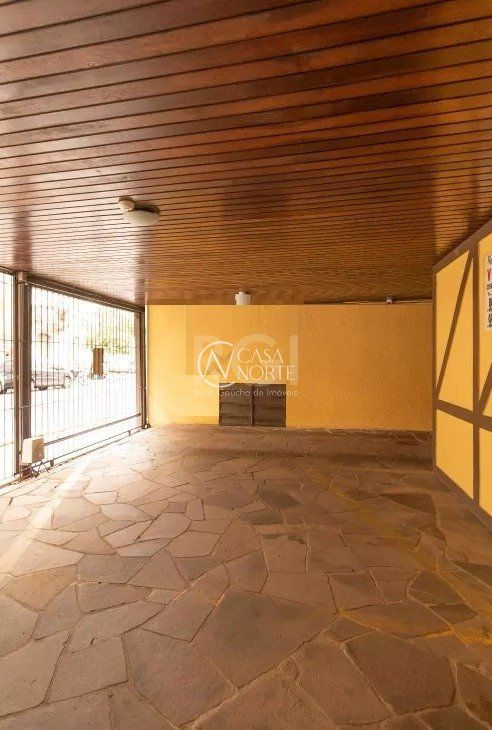 Duplex à venda com 2 quartos, 107m², 1 vaga, Rua Sarmento Leite no bairro Centro Histórico em Porto Alegre