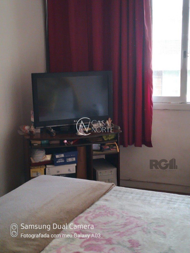 Apartamento à venda com 2 quartos, 77m², Rua José de Alencar no bairro Menino Deus em Porto Alegre