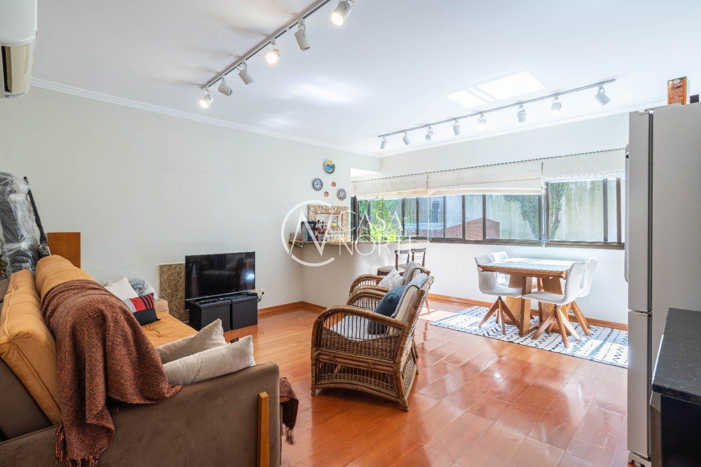 Apartamento à venda com 3 quartos, 93m², 1 suíte, 2 vagas, Rua Vicente da Fontoura no bairro Rio Branco em Porto Alegre