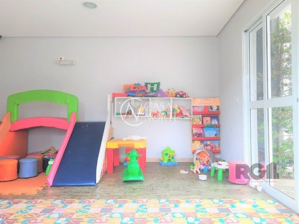 Apartamento à venda com 3 quartos, 71m², 1 suíte, Rua Wilson Adnislen Freitas de Paiva Bueno no bairro Cavalhada em Porto Alegre