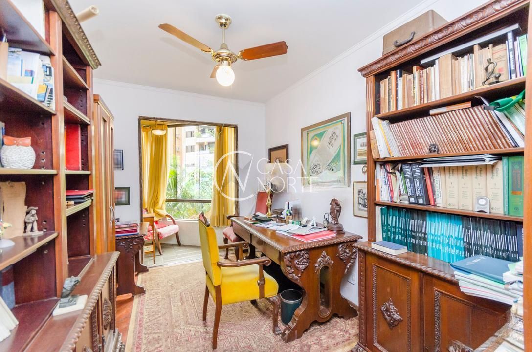 Apartamento à venda com 4 quartos, 216m², 2 suítes, 3 vagas, Rua Ciro Gavião no bairro Bela Vista em Porto Alegre