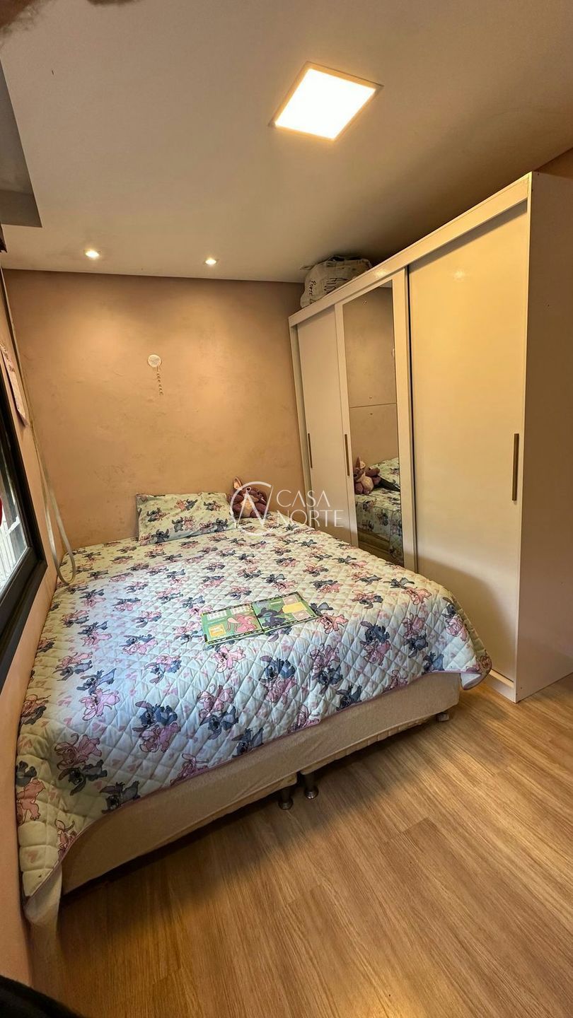 Apartamento à venda com 3 quartos, 76m², 1 suíte, 1 vaga, Rua Ney Messias no bairro Jardim do Salso em Porto Alegre