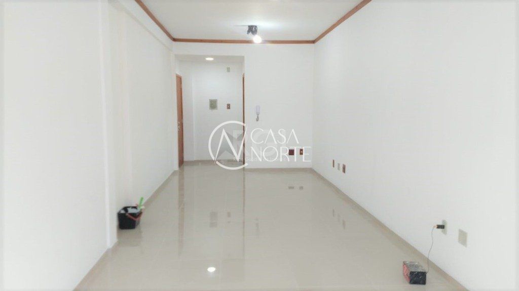 Sala Comercial à venda , 37m², Avenida Taquara no bairro Petrópolis em Porto Alegre