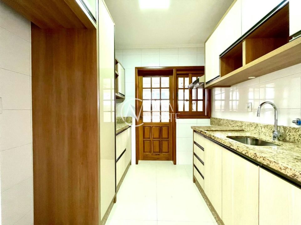Apartamento à venda com 3 quartos, 95m², 1 suíte, 2 vagas, Avenida Otto Niemeyer no bairro Tristeza em Porto Alegre