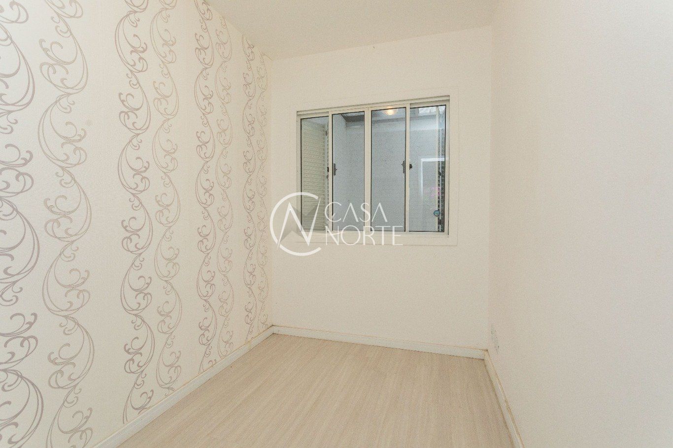 Casa de Condomínio à venda com 3 quartos, 76m², 2 vagas, Rua Engenheiro Frederico Dahne no bairro Sarandi em Porto Alegre