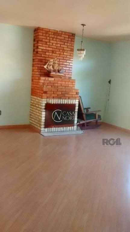 Casa à venda com 3 quartos, 320m², 3 vagas, Rua Doutor Osvaldo Degrazia no bairro Costa e Silva em Porto Alegre