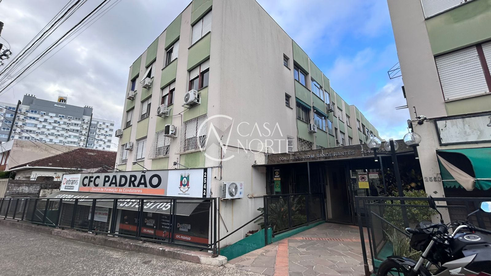 Apartamento à venda com 1 quarto, 42m², Avenida Teresópolis no bairro Teresópolis em Porto Alegre