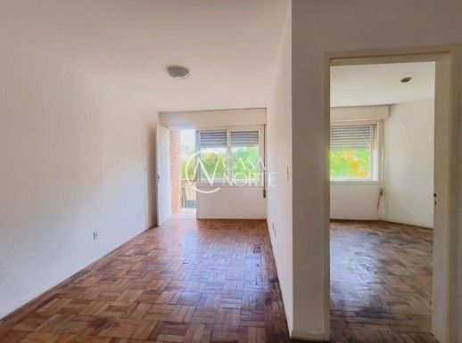 Apartamento à venda com 1 quarto, 48m², 1 vaga, Rua Visconde de Pelotas no bairro Passo da Areia em Porto Alegre