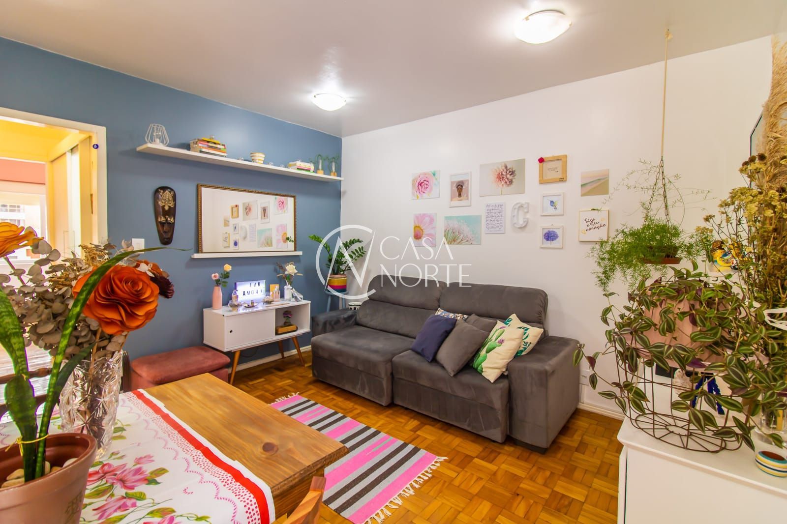 Apartamento à venda com 2 quartos, 60m², Rua Vasco da Gama no bairro Rio Branco em Porto Alegre
