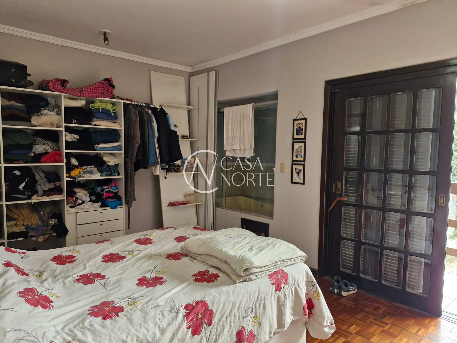 Casa à venda com 3 quartos, 180m², 1 suíte, 2 vagas, Avenida Belém no bairro Teresópolis em Porto Alegre