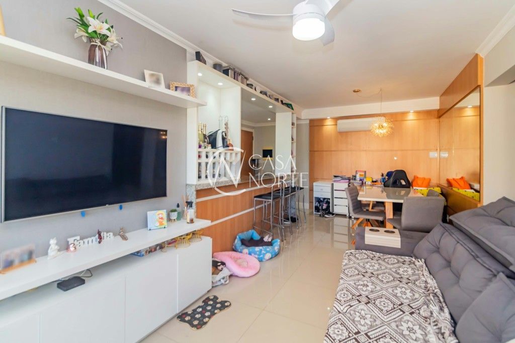 Apartamento à venda com 3 quartos, 93m², 1 suíte, 2 vagas, Rua Bispo William Thomas no bairro Teresópolis em Porto Alegre