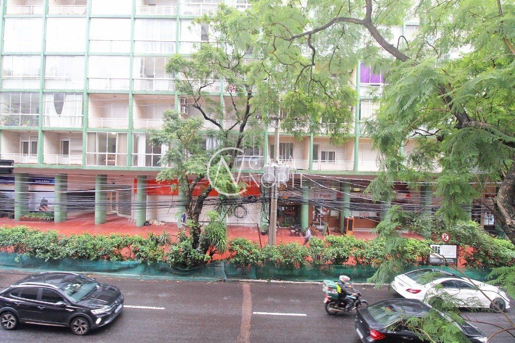 Apartamento à venda com 3 quartos, 139m², Rua Ramiro Barcelos no bairro Independência em Porto Alegre