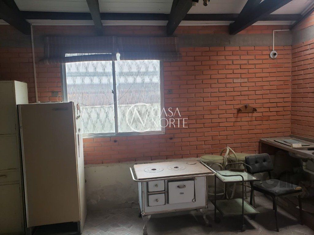 Terreno à venda  com 587m², Rua Luiz Otávio no bairro Belém Velho em Porto Alegre