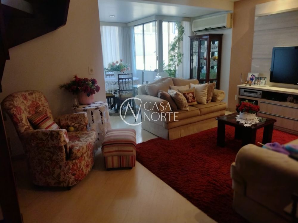 Cobertura à venda com 3 quartos, 162m², 1 suíte, 2 vagas, Rua Saldanha Marinho no bairro Menino Deus em Porto Alegre