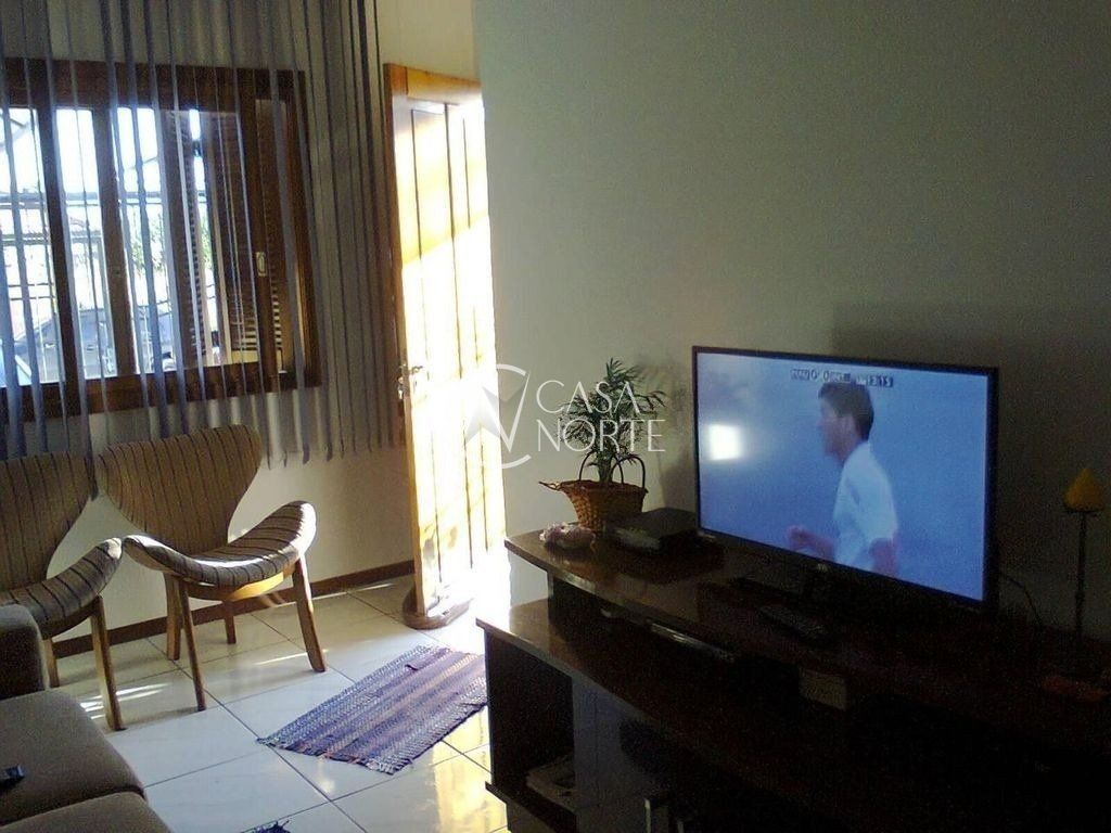 Casa à venda com 3 quartos, 67m², 2 vagas, Rua Alexio Fagherazzi no bairro Aberta dos Morros em Porto Alegre