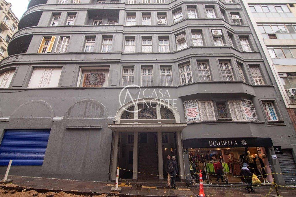 Sala Comercial à venda , 99m², Rua Vigario José Inácio no bairro Centro Histórico em Porto Alegre