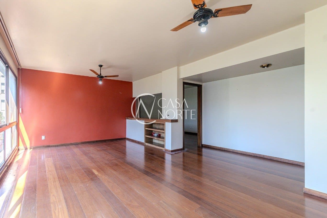 Apartamento à venda com 3 quartos, 154m², 1 suíte, 3 vagas, Rua Anita Garibaldi no bairro Mont Serrat em Porto Alegre