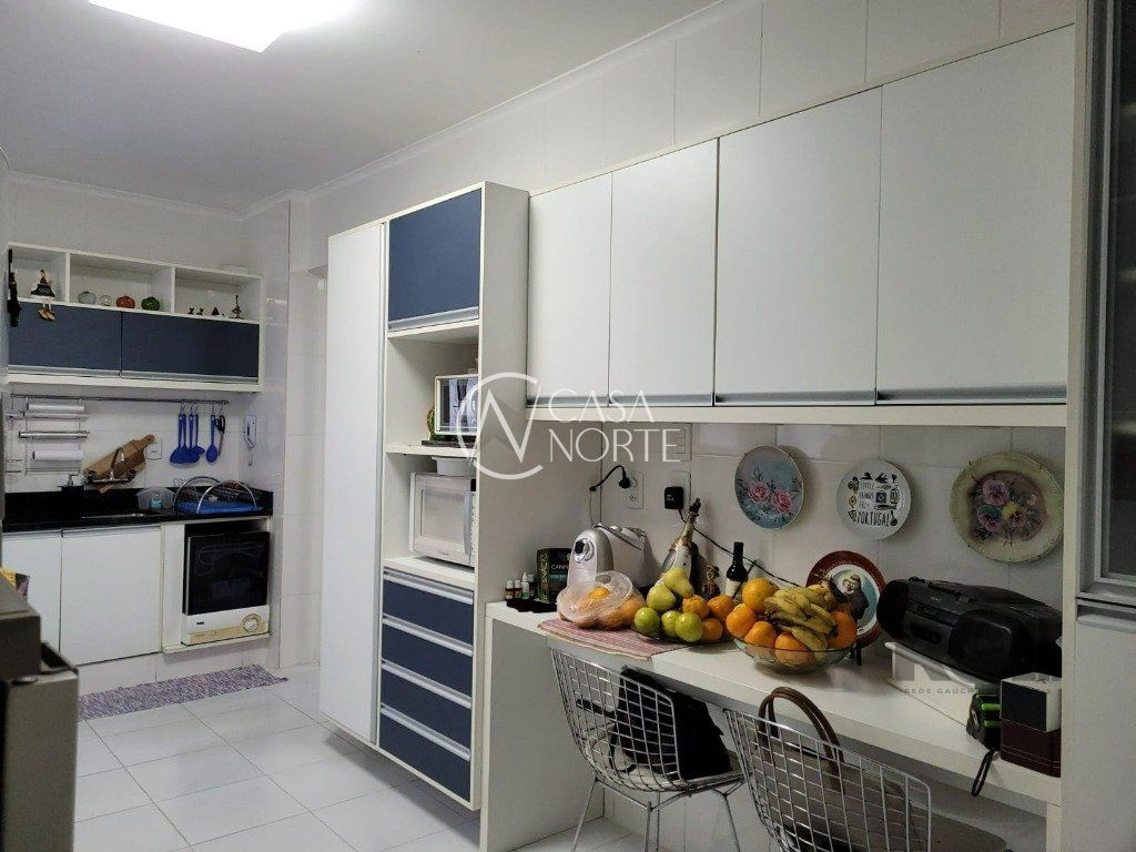 Apartamento à venda com 3 quartos, 107m², 1 suíte, 1 vaga, Avenida Benjamin Constant no bairro São Geraldo em Porto Alegre