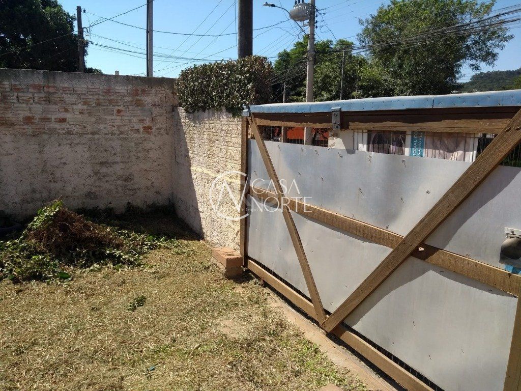 Terreno à venda  com 420m², Travessa Oswaldo de Deus e Silva no bairro Vila Nova em Porto Alegre