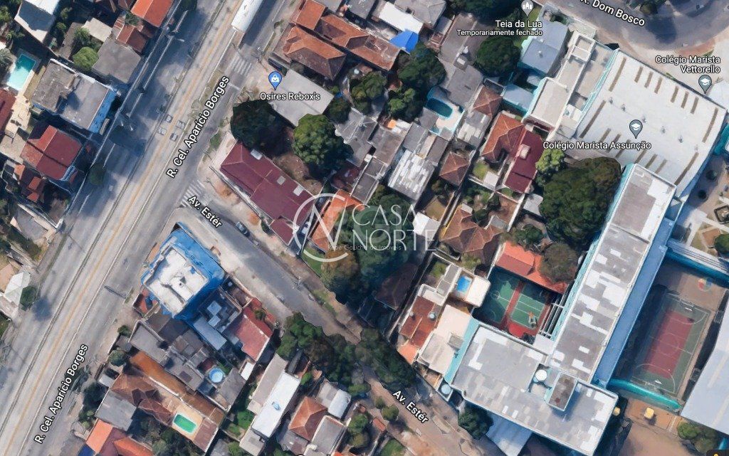 Terreno à venda  com 400m², Avenida Ester no bairro Glória em Porto Alegre
