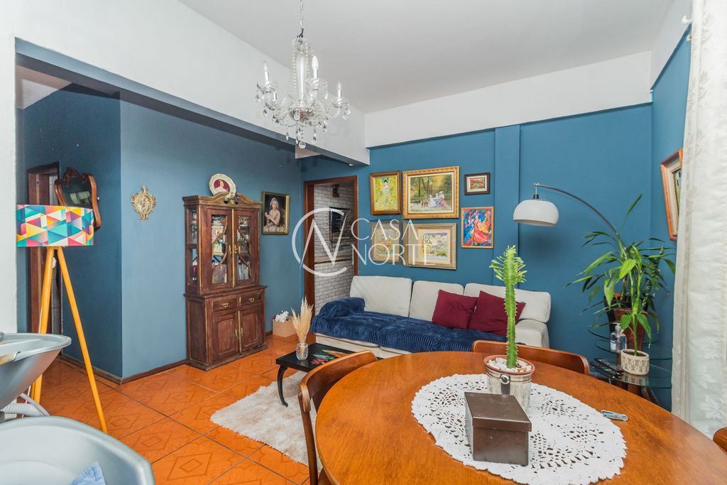 Apartamento à venda com 2 quartos, 68m², Rua São Carlos no bairro Floresta em Porto Alegre