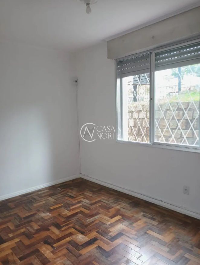 Apartamento à venda com 3 quartos, 66m², 1 vaga, Rua Carlos Ferreira no bairro Teresópolis em Porto Alegre