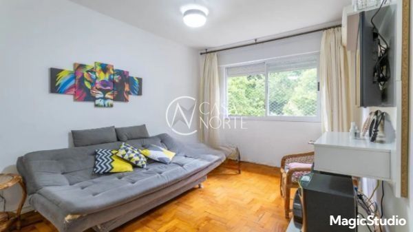 Apartamento à venda com 3 quartos, 63m², 1 vaga, Rua Professor Álvaro Alvim no bairro Rio Branco em Porto Alegre