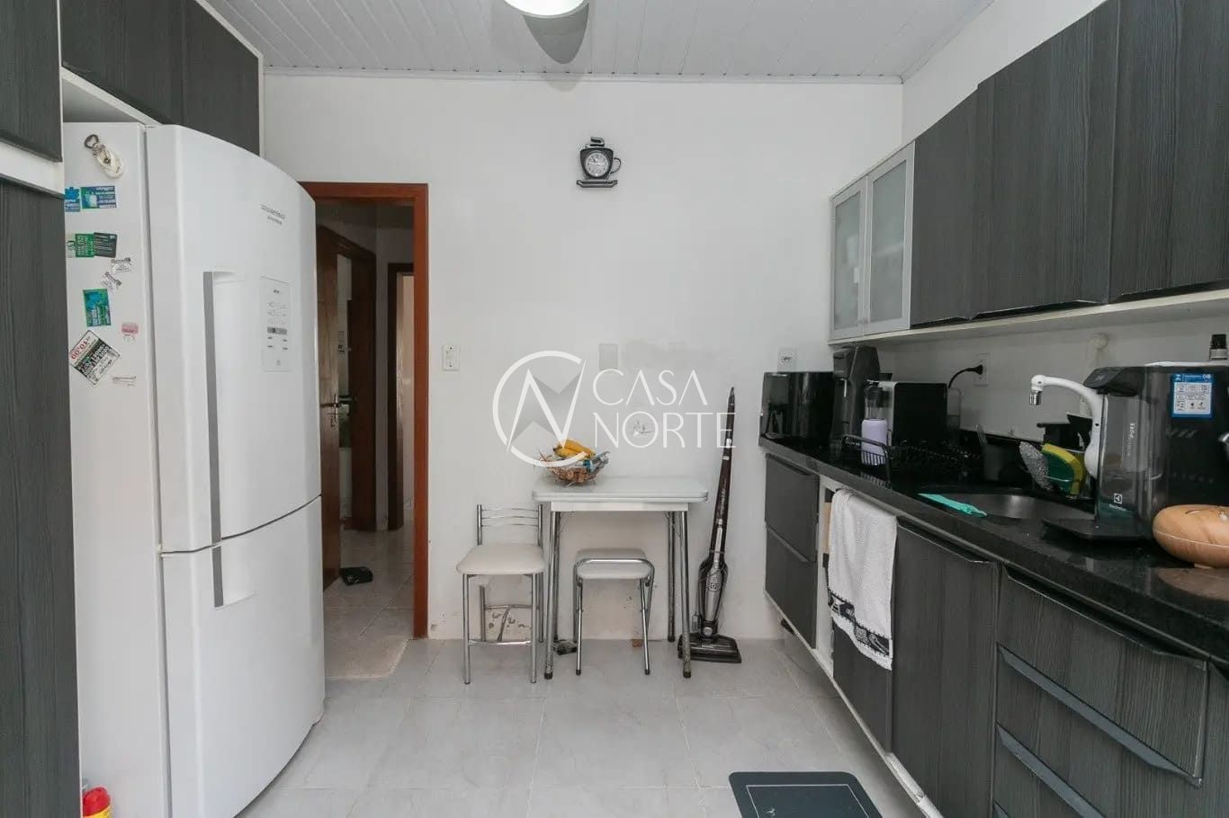 Casa à venda com 2 quartos, 109m², 3 vagas, Rua Sílvio Romero no bairro Partenon em Porto Alegre